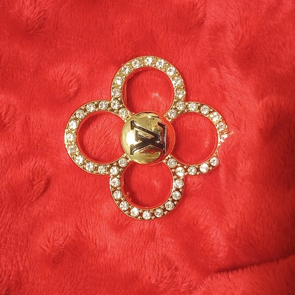 Boutique Jewelry - Fashion Rhinestone Brooch